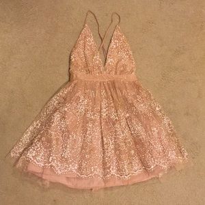 Luxxel Size L short semi-formal party dress